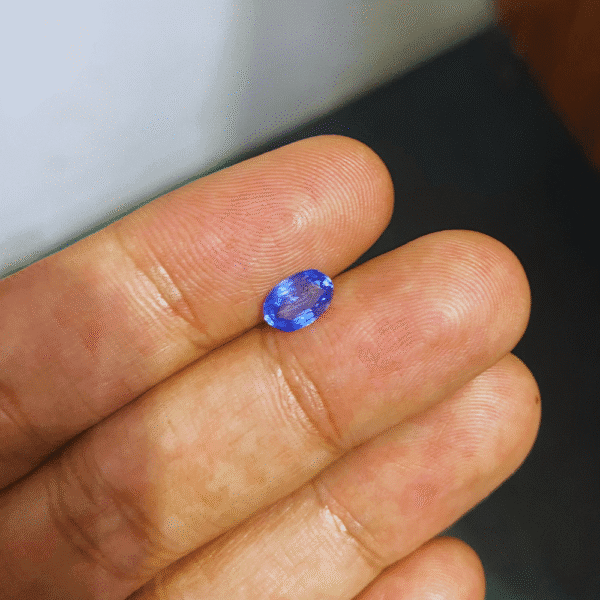 0.93 Ct Unheated Blue Sapphire