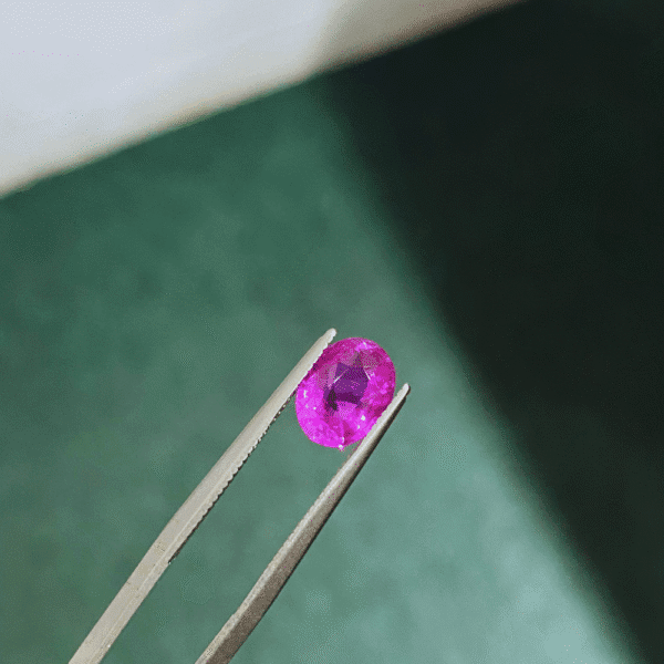 1.54 Ct Unheated Vivid Pink Sapphire