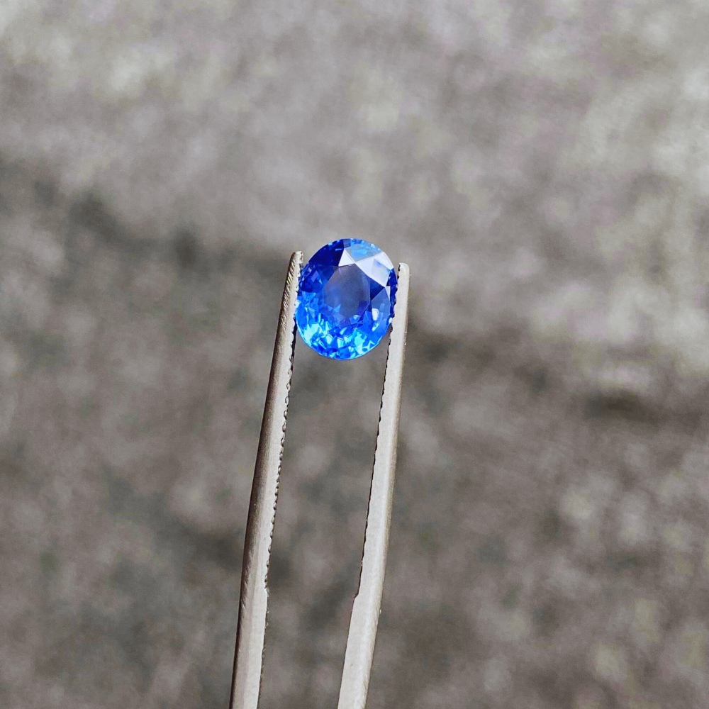 1.82 Ct Unheated Cornflower Blue Sapphire
