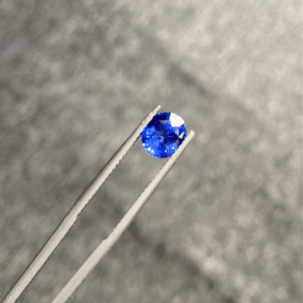 2.03 Ct Unheated Cornflower Blue Sapphire