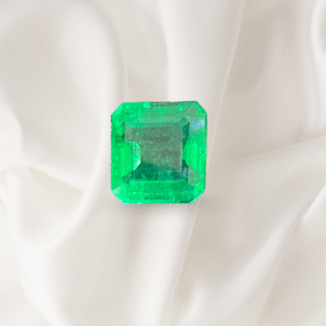 5.62 Ct Vivid Green Emerald
