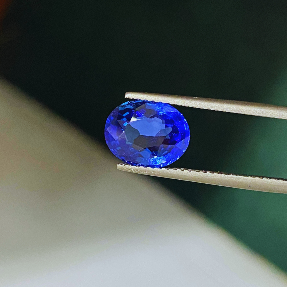 3.30 Ct Unheated Vivid Blue Sapphire