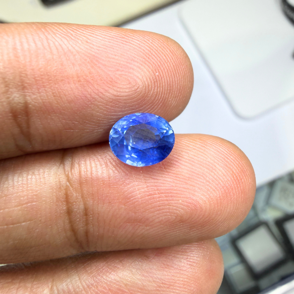 2.32 Ct Unheated Blue Sapphire